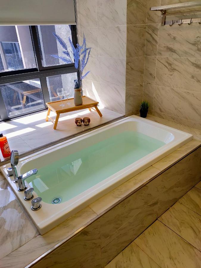 Melaka Town - Imperio Residence Studio With Bathtub Kültér fotó